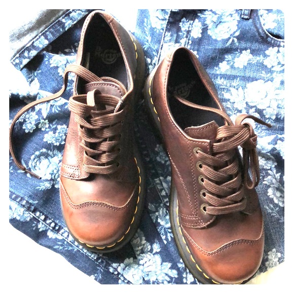 Dr. Martens Shoes - Dr. Martens. Sz 8